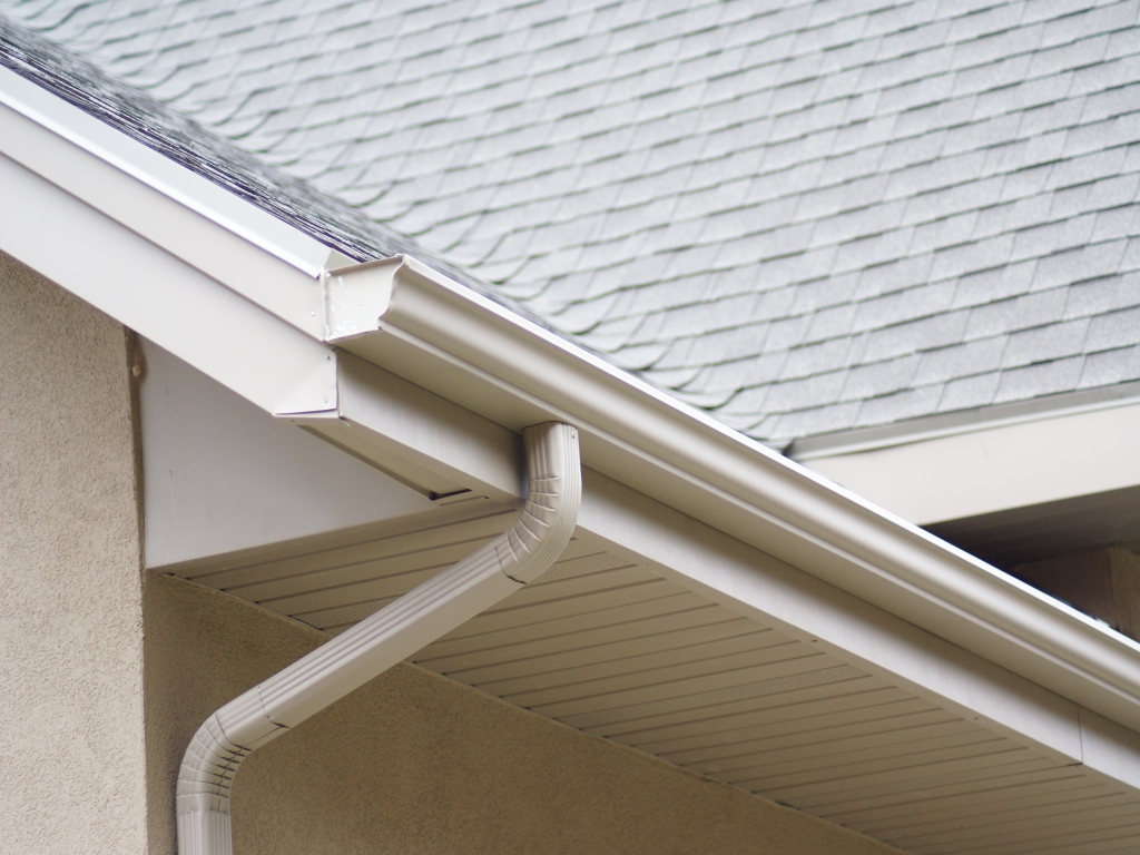 Roofing, Gutter and Siding Service